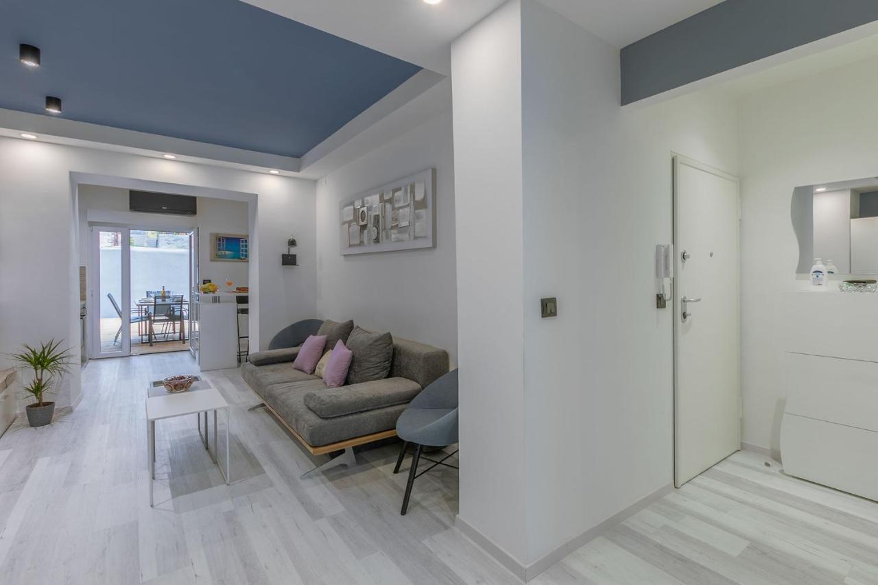 Arena Blue Dream - Modern Apartment With Terrace Pula Bagian luar foto